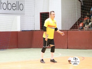 
<a style='margin-left: 5px;' class='btn btn-xs btn-social btn-facebook' href='https://www.facebook.com/sharer/sharer.php?u=https://www.boladovale.com.br/imgs/800-800-90/conteudo/fotos/1800/img4350.jpg' rel='popup' data-width='500' data-height='400'><i class='fa fa-facebook'></i>Compartilhar <span class='hidden-xs'>no Facebook</span>
</a> 
<a class='btn btn-default btn-xs' target='_blank' href='imgs/800-800-90/conteudo/fotos/1800/img4350.jpg'>
<span class='glyphicon glyphicon-cloud-download'></span> Salvar
</a> 
<span></span>