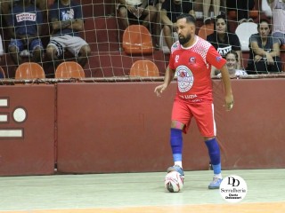 
<a style='margin-left: 5px;' class='btn btn-xs btn-social btn-facebook' href='https://www.facebook.com/sharer/sharer.php?u=https://www.boladovale.com.br/imgs/800-800-90/conteudo/fotos/1800/img4357.jpg' rel='popup' data-width='500' data-height='400'><i class='fa fa-facebook'></i>Compartilhar <span class='hidden-xs'>no Facebook</span>
</a> 
<a class='btn btn-default btn-xs' target='_blank' href='imgs/800-800-90/conteudo/fotos/1800/img4357.jpg'>
<span class='glyphicon glyphicon-cloud-download'></span> Salvar
</a> 
<span></span>