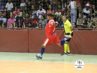 
<a style='margin-left: 5px;' class='btn btn-xs btn-social btn-facebook' href='https://www.facebook.com/sharer/sharer.php?u=https://www.boladovale.com.br/imgs/800-800-90/conteudo/fotos/1800/img4376.jpg' rel='popup' data-width='500' data-height='400'><i class='fa fa-facebook'></i>Compartilhar <span class='hidden-xs'>no Facebook</span>
</a> 
<a class='btn btn-default btn-xs' target='_blank' href='imgs/800-800-90/conteudo/fotos/1800/img4376.jpg'>
<span class='glyphicon glyphicon-cloud-download'></span> Salvar
</a> 
<span></span>