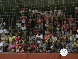 
<a style='margin-left: 5px;' class='btn btn-xs btn-social btn-facebook' href='https://www.facebook.com/sharer/sharer.php?u=https://www.boladovale.com.br/imgs/800-800-90/conteudo/fotos/1800/img4435.jpg' rel='popup' data-width='500' data-height='400'><i class='fa fa-facebook'></i>Compartilhar <span class='hidden-xs'>no Facebook</span>
</a> 
<a class='btn btn-default btn-xs' target='_blank' href='imgs/800-800-90/conteudo/fotos/1800/img4435.jpg'>
<span class='glyphicon glyphicon-cloud-download'></span> Salvar
</a> 
<span></span>