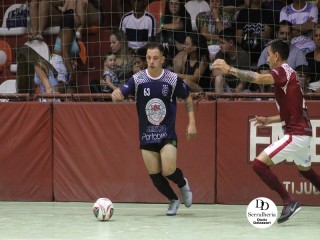 
<a style='margin-left: 5px;' class='btn btn-xs btn-social btn-facebook' href='https://www.facebook.com/sharer/sharer.php?u=https://www.boladovale.com.br/imgs/800-800-90/conteudo/fotos/1801/img4521.jpg' rel='popup' data-width='500' data-height='400'><i class='fa fa-facebook'></i>Compartilhar <span class='hidden-xs'>no Facebook</span>
</a> 
<a class='btn btn-default btn-xs' target='_blank' href='imgs/800-800-90/conteudo/fotos/1801/img4521.jpg'>
<span class='glyphicon glyphicon-cloud-download'></span> Salvar
</a> 
<span></span>