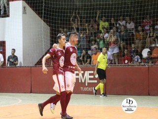 
<a style='margin-left: 5px;' class='btn btn-xs btn-social btn-facebook' href='https://www.facebook.com/sharer/sharer.php?u=https://www.boladovale.com.br/imgs/800-800-90/conteudo/fotos/1801/img4529.jpg' rel='popup' data-width='500' data-height='400'><i class='fa fa-facebook'></i>Compartilhar <span class='hidden-xs'>no Facebook</span>
</a> 
<a class='btn btn-default btn-xs' target='_blank' href='imgs/800-800-90/conteudo/fotos/1801/img4529.jpg'>
<span class='glyphicon glyphicon-cloud-download'></span> Salvar
</a> 
<span></span>