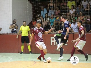 
<a style='margin-left: 5px;' class='btn btn-xs btn-social btn-facebook' href='https://www.facebook.com/sharer/sharer.php?u=https://www.boladovale.com.br/imgs/800-800-90/conteudo/fotos/1801/img4552-45.jpg' rel='popup' data-width='500' data-height='400'><i class='fa fa-facebook'></i>Compartilhar <span class='hidden-xs'>no Facebook</span>
</a> 
<a class='btn btn-default btn-xs' target='_blank' href='imgs/800-800-90/conteudo/fotos/1801/img4552-45.jpg'>
<span class='glyphicon glyphicon-cloud-download'></span> Salvar
</a> 
<span></span>