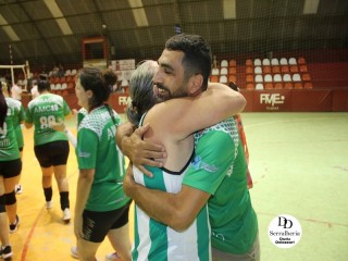 
<a style='margin-left: 5px;' class='btn btn-xs btn-social btn-facebook' href='https://www.facebook.com/sharer/sharer.php?u=https://www.boladovale.com.br/imgs/800-800-90/conteudo/fotos/1802/img4812.jpg' rel='popup' data-width='500' data-height='400'><i class='fa fa-facebook'></i>Compartilhar <span class='hidden-xs'>no Facebook</span>
</a> 
<a class='btn btn-default btn-xs' target='_blank' href='imgs/800-800-90/conteudo/fotos/1802/img4812.jpg'>
<span class='glyphicon glyphicon-cloud-download'></span> Salvar
</a> 
<span></span>