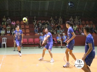 
<a style='margin-left: 5px;' class='btn btn-xs btn-social btn-facebook' href='https://www.facebook.com/sharer/sharer.php?u=https://www.boladovale.com.br/imgs/800-800-90/conteudo/fotos/1803/img4977.jpg' rel='popup' data-width='500' data-height='400'><i class='fa fa-facebook'></i>Compartilhar <span class='hidden-xs'>no Facebook</span>
</a> 
<a class='btn btn-default btn-xs' target='_blank' href='imgs/800-800-90/conteudo/fotos/1803/img4977.jpg'>
<span class='glyphicon glyphicon-cloud-download'></span> Salvar
</a> 
<span></span>