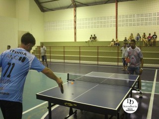 
<a style='margin-left: 5px;' class='btn btn-xs btn-social btn-facebook' href='https://www.facebook.com/sharer/sharer.php?u=https://www.boladovale.com.br/imgs/800-800-90/conteudo/fotos/1804/img3268.jpg' rel='popup' data-width='500' data-height='400'><i class='fa fa-facebook'></i>Compartilhar <span class='hidden-xs'>no Facebook</span>
</a> 
<a class='btn btn-default btn-xs' target='_blank' href='imgs/800-800-90/conteudo/fotos/1804/img3268.jpg'>
<span class='glyphicon glyphicon-cloud-download'></span> Salvar
</a> 
<span></span>