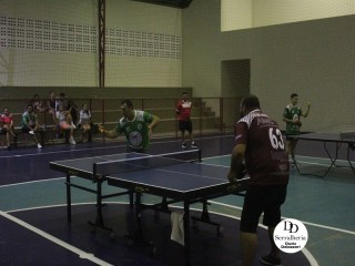 
<a style='margin-left: 5px;' class='btn btn-xs btn-social btn-facebook' href='https://www.facebook.com/sharer/sharer.php?u=https://www.boladovale.com.br/imgs/800-800-90/conteudo/fotos/1804/img3287.jpg' rel='popup' data-width='500' data-height='400'><i class='fa fa-facebook'></i>Compartilhar <span class='hidden-xs'>no Facebook</span>
</a> 
<a class='btn btn-default btn-xs' target='_blank' href='imgs/800-800-90/conteudo/fotos/1804/img3287.jpg'>
<span class='glyphicon glyphicon-cloud-download'></span> Salvar
</a> 
<span></span>
