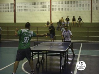 
<a style='margin-left: 5px;' class='btn btn-xs btn-social btn-facebook' href='https://www.facebook.com/sharer/sharer.php?u=https://www.boladovale.com.br/imgs/800-800-90/conteudo/fotos/1804/img3405.jpg' rel='popup' data-width='500' data-height='400'><i class='fa fa-facebook'></i>Compartilhar <span class='hidden-xs'>no Facebook</span>
</a> 
<a class='btn btn-default btn-xs' target='_blank' href='imgs/800-800-90/conteudo/fotos/1804/img3405.jpg'>
<span class='glyphicon glyphicon-cloud-download'></span> Salvar
</a> 
<span></span>