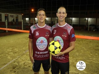 
<a style='margin-left: 5px;' class='btn btn-xs btn-social btn-facebook' href='https://www.facebook.com/sharer/sharer.php?u=https://www.boladovale.com.br/imgs/800-800-90/conteudo/fotos/1805/img4584.jpg' rel='popup' data-width='500' data-height='400'><i class='fa fa-facebook'></i>Compartilhar <span class='hidden-xs'>no Facebook</span>
</a> 
<a class='btn btn-default btn-xs' target='_blank' href='imgs/800-800-90/conteudo/fotos/1805/img4584.jpg'>
<span class='glyphicon glyphicon-cloud-download'></span> Salvar
</a> 
<span></span>