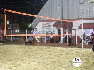 
<a style='margin-left: 5px;' class='btn btn-xs btn-social btn-facebook' href='https://www.facebook.com/sharer/sharer.php?u=https://www.boladovale.com.br/imgs/800-800-90/conteudo/fotos/1805/img4723.jpg' rel='popup' data-width='500' data-height='400'><i class='fa fa-facebook'></i>Compartilhar <span class='hidden-xs'>no Facebook</span>
</a> 
<a class='btn btn-default btn-xs' target='_blank' href='imgs/800-800-90/conteudo/fotos/1805/img4723.jpg'>
<span class='glyphicon glyphicon-cloud-download'></span> Salvar
</a> 
<span></span>