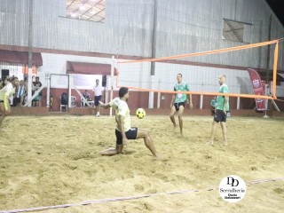 
<a style='margin-left: 5px;' class='btn btn-xs btn-social btn-facebook' href='https://www.facebook.com/sharer/sharer.php?u=https://www.boladovale.com.br/imgs/800-800-90/conteudo/fotos/1805/img4834.jpg' rel='popup' data-width='500' data-height='400'><i class='fa fa-facebook'></i>Compartilhar <span class='hidden-xs'>no Facebook</span>
</a> 
<a class='btn btn-default btn-xs' target='_blank' href='imgs/800-800-90/conteudo/fotos/1805/img4834.jpg'>
<span class='glyphicon glyphicon-cloud-download'></span> Salvar
</a> 
<span></span>