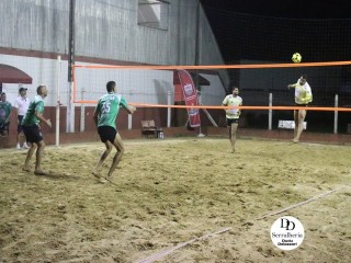 
<a style='margin-left: 5px;' class='btn btn-xs btn-social btn-facebook' href='https://www.facebook.com/sharer/sharer.php?u=https://www.boladovale.com.br/imgs/800-800-90/conteudo/fotos/1805/img4846.jpg' rel='popup' data-width='500' data-height='400'><i class='fa fa-facebook'></i>Compartilhar <span class='hidden-xs'>no Facebook</span>
</a> 
<a class='btn btn-default btn-xs' target='_blank' href='imgs/800-800-90/conteudo/fotos/1805/img4846.jpg'>
<span class='glyphicon glyphicon-cloud-download'></span> Salvar
</a> 
<span></span>