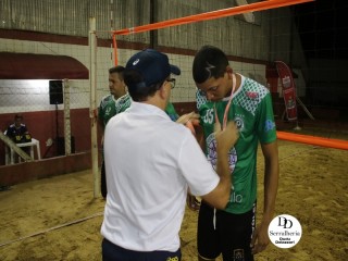 
<a style='margin-left: 5px;' class='btn btn-xs btn-social btn-facebook' href='https://www.facebook.com/sharer/sharer.php?u=https://www.boladovale.com.br/imgs/800-800-90/conteudo/fotos/1805/img4923.jpg' rel='popup' data-width='500' data-height='400'><i class='fa fa-facebook'></i>Compartilhar <span class='hidden-xs'>no Facebook</span>
</a> 
<a class='btn btn-default btn-xs' target='_blank' href='imgs/800-800-90/conteudo/fotos/1805/img4923.jpg'>
<span class='glyphicon glyphicon-cloud-download'></span> Salvar
</a> 
<span></span>