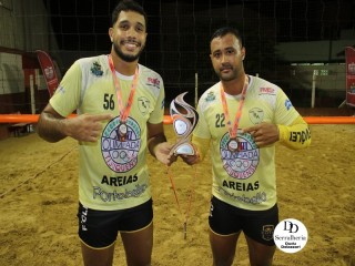 
<a style='margin-left: 5px;' class='btn btn-xs btn-social btn-facebook' href='https://www.facebook.com/sharer/sharer.php?u=https://www.boladovale.com.br/imgs/800-800-90/conteudo/fotos/1805/img4940.jpg' rel='popup' data-width='500' data-height='400'><i class='fa fa-facebook'></i>Compartilhar <span class='hidden-xs'>no Facebook</span>
</a> 
<a class='btn btn-default btn-xs' target='_blank' href='imgs/800-800-90/conteudo/fotos/1805/img4940.jpg'>
<span class='glyphicon glyphicon-cloud-download'></span> Salvar
</a> 
<span></span>