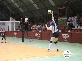 
<a style='margin-left: 5px;' class='btn btn-xs btn-social btn-facebook' href='https://www.facebook.com/sharer/sharer.php?u=https://www.boladovale.com.br/imgs/800-800-90/conteudo/fotos/1806/img5207.jpg' rel='popup' data-width='500' data-height='400'><i class='fa fa-facebook'></i>Compartilhar <span class='hidden-xs'>no Facebook</span>
</a> 
<a class='btn btn-default btn-xs' target='_blank' href='imgs/800-800-90/conteudo/fotos/1806/img5207.jpg'>
<span class='glyphicon glyphicon-cloud-download'></span> Salvar
</a> 
<span></span>