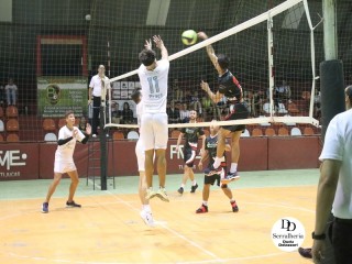 
<a style='margin-left: 5px;' class='btn btn-xs btn-social btn-facebook' href='https://www.facebook.com/sharer/sharer.php?u=https://www.boladovale.com.br/imgs/800-800-90/conteudo/fotos/1807/img5298.jpg' rel='popup' data-width='500' data-height='400'><i class='fa fa-facebook'></i>Compartilhar <span class='hidden-xs'>no Facebook</span>
</a> 
<a class='btn btn-default btn-xs' target='_blank' href='imgs/800-800-90/conteudo/fotos/1807/img5298.jpg'>
<span class='glyphicon glyphicon-cloud-download'></span> Salvar
</a> 
<span></span>