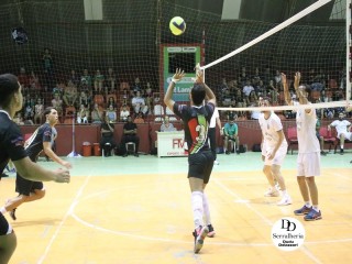 
<a style='margin-left: 5px;' class='btn btn-xs btn-social btn-facebook' href='https://www.facebook.com/sharer/sharer.php?u=https://www.boladovale.com.br/imgs/800-800-90/conteudo/fotos/1807/img5377.jpg' rel='popup' data-width='500' data-height='400'><i class='fa fa-facebook'></i>Compartilhar <span class='hidden-xs'>no Facebook</span>
</a> 
<a class='btn btn-default btn-xs' target='_blank' href='imgs/800-800-90/conteudo/fotos/1807/img5377.jpg'>
<span class='glyphicon glyphicon-cloud-download'></span> Salvar
</a> 
<span></span>