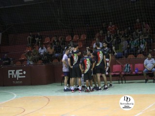 
<a style='margin-left: 5px;' class='btn btn-xs btn-social btn-facebook' href='https://www.facebook.com/sharer/sharer.php?u=https://www.boladovale.com.br/imgs/800-800-90/conteudo/fotos/1807/img5389.jpg' rel='popup' data-width='500' data-height='400'><i class='fa fa-facebook'></i>Compartilhar <span class='hidden-xs'>no Facebook</span>
</a> 
<a class='btn btn-default btn-xs' target='_blank' href='imgs/800-800-90/conteudo/fotos/1807/img5389.jpg'>
<span class='glyphicon glyphicon-cloud-download'></span> Salvar
</a> 
<span></span>