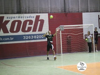 
<a style='margin-left: 5px;' class='btn btn-xs btn-social btn-facebook' href='https://www.facebook.com/sharer/sharer.php?u=https://www.boladovale.com.br/imgs/800-800-90/conteudo/fotos/1807/img5392.jpg' rel='popup' data-width='500' data-height='400'><i class='fa fa-facebook'></i>Compartilhar <span class='hidden-xs'>no Facebook</span>
</a> 
<a class='btn btn-default btn-xs' target='_blank' href='imgs/800-800-90/conteudo/fotos/1807/img5392.jpg'>
<span class='glyphicon glyphicon-cloud-download'></span> Salvar
</a> 
<span></span>