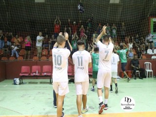 
<a style='margin-left: 5px;' class='btn btn-xs btn-social btn-facebook' href='https://www.facebook.com/sharer/sharer.php?u=https://www.boladovale.com.br/imgs/800-800-90/conteudo/fotos/1807/img5432.jpg' rel='popup' data-width='500' data-height='400'><i class='fa fa-facebook'></i>Compartilhar <span class='hidden-xs'>no Facebook</span>
</a> 
<a class='btn btn-default btn-xs' target='_blank' href='imgs/800-800-90/conteudo/fotos/1807/img5432.jpg'>
<span class='glyphicon glyphicon-cloud-download'></span> Salvar
</a> 
<span></span>