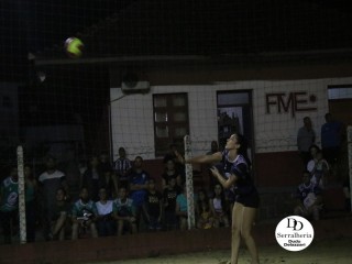 
<a style='margin-left: 5px;' class='btn btn-xs btn-social btn-facebook' href='https://www.facebook.com/sharer/sharer.php?u=https://www.boladovale.com.br/imgs/800-800-90/conteudo/fotos/1808/img5705.jpg' rel='popup' data-width='500' data-height='400'><i class='fa fa-facebook'></i>Compartilhar <span class='hidden-xs'>no Facebook</span>
</a> 
<a class='btn btn-default btn-xs' target='_blank' href='imgs/800-800-90/conteudo/fotos/1808/img5705.jpg'>
<span class='glyphicon glyphicon-cloud-download'></span> Salvar
</a> 
<span></span>