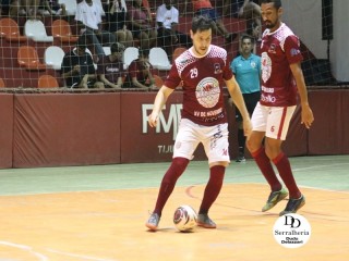 
<a style='margin-left: 5px;' class='btn btn-xs btn-social btn-facebook' href='https://www.facebook.com/sharer/sharer.php?u=https://www.boladovale.com.br/imgs/800-800-90/conteudo/fotos/1810/img5554.jpg' rel='popup' data-width='500' data-height='400'><i class='fa fa-facebook'></i>Compartilhar <span class='hidden-xs'>no Facebook</span>
</a> 
<a class='btn btn-default btn-xs' target='_blank' href='imgs/800-800-90/conteudo/fotos/1810/img5554.jpg'>
<span class='glyphicon glyphicon-cloud-download'></span> Salvar
</a> 
<span></span>