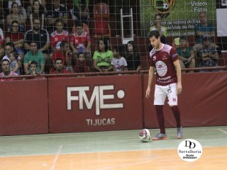 
<a style='margin-left: 5px;' class='btn btn-xs btn-social btn-facebook' href='https://www.facebook.com/sharer/sharer.php?u=https://www.boladovale.com.br/imgs/800-800-90/conteudo/fotos/1810/img5582.jpg' rel='popup' data-width='500' data-height='400'><i class='fa fa-facebook'></i>Compartilhar <span class='hidden-xs'>no Facebook</span>
</a> 
<a class='btn btn-default btn-xs' target='_blank' href='imgs/800-800-90/conteudo/fotos/1810/img5582.jpg'>
<span class='glyphicon glyphicon-cloud-download'></span> Salvar
</a> 
<span></span>