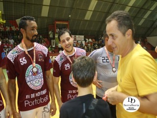 
<a style='margin-left: 5px;' class='btn btn-xs btn-social btn-facebook' href='https://www.facebook.com/sharer/sharer.php?u=https://www.boladovale.com.br/imgs/800-800-90/conteudo/fotos/1810/img5719.jpg' rel='popup' data-width='500' data-height='400'><i class='fa fa-facebook'></i>Compartilhar <span class='hidden-xs'>no Facebook</span>
</a> 
<a class='btn btn-default btn-xs' target='_blank' href='imgs/800-800-90/conteudo/fotos/1810/img5719.jpg'>
<span class='glyphicon glyphicon-cloud-download'></span> Salvar
</a> 
<span></span>