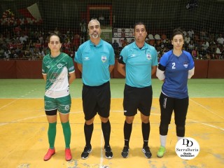 
<a style='margin-left: 5px;' class='btn btn-xs btn-social btn-facebook' href='https://www.facebook.com/sharer/sharer.php?u=https://www.boladovale.com.br/imgs/800-800-90/conteudo/fotos/1811/img5746.jpg' rel='popup' data-width='500' data-height='400'><i class='fa fa-facebook'></i>Compartilhar <span class='hidden-xs'>no Facebook</span>
</a> 
<a class='btn btn-default btn-xs' target='_blank' href='imgs/800-800-90/conteudo/fotos/1811/img5746.jpg'>
<span class='glyphicon glyphicon-cloud-download'></span> Salvar
</a> 
<span></span>