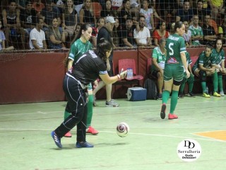 
<a style='margin-left: 5px;' class='btn btn-xs btn-social btn-facebook' href='https://www.facebook.com/sharer/sharer.php?u=https://www.boladovale.com.br/imgs/800-800-90/conteudo/fotos/1811/img5767-32.jpg' rel='popup' data-width='500' data-height='400'><i class='fa fa-facebook'></i>Compartilhar <span class='hidden-xs'>no Facebook</span>
</a> 
<a class='btn btn-default btn-xs' target='_blank' href='imgs/800-800-90/conteudo/fotos/1811/img5767-32.jpg'>
<span class='glyphicon glyphicon-cloud-download'></span> Salvar
</a> 
<span></span>