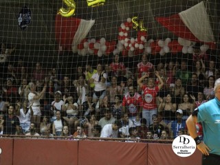 
<a style='margin-left: 5px;' class='btn btn-xs btn-social btn-facebook' href='https://www.facebook.com/sharer/sharer.php?u=https://www.boladovale.com.br/imgs/800-800-90/conteudo/fotos/1812/img3572.jpg' rel='popup' data-width='500' data-height='400'><i class='fa fa-facebook'></i>Compartilhar <span class='hidden-xs'>no Facebook</span>
</a> 
<a class='btn btn-default btn-xs' target='_blank' href='imgs/800-800-90/conteudo/fotos/1812/img3572.jpg'>
<span class='glyphicon glyphicon-cloud-download'></span> Salvar
</a> 
<span></span>