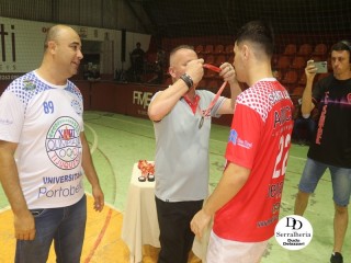 
<a style='margin-left: 5px;' class='btn btn-xs btn-social btn-facebook' href='https://www.facebook.com/sharer/sharer.php?u=https://www.boladovale.com.br/imgs/800-800-90/conteudo/fotos/1812/img5964.jpg' rel='popup' data-width='500' data-height='400'><i class='fa fa-facebook'></i>Compartilhar <span class='hidden-xs'>no Facebook</span>
</a> 
<a class='btn btn-default btn-xs' target='_blank' href='imgs/800-800-90/conteudo/fotos/1812/img5964.jpg'>
<span class='glyphicon glyphicon-cloud-download'></span> Salvar
</a> 
<span></span>