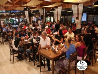 
<a style='margin-left: 5px;' class='btn btn-xs btn-social btn-facebook' href='https://www.facebook.com/sharer/sharer.php?u=https://www.boladovale.com.br/imgs/800-800-90/conteudo/fotos/1814/img9271.jpg' rel='popup' data-width='500' data-height='400'><i class='fa fa-facebook'></i>Compartilhar <span class='hidden-xs'>no Facebook</span>
</a> 
<a class='btn btn-default btn-xs' target='_blank' href='imgs/800-800-90/conteudo/fotos/1814/img9271.jpg'>
<span class='glyphicon glyphicon-cloud-download'></span> Salvar
</a> 
<span></span>