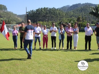 
<a style='margin-left: 5px;' class='btn btn-xs btn-social btn-facebook' href='https://www.facebook.com/sharer/sharer.php?u=https://www.boladovale.com.br/imgs/800-800-90/conteudo/fotos/1815/img4624.jpg' rel='popup' data-width='500' data-height='400'><i class='fa fa-facebook'></i>Compartilhar <span class='hidden-xs'>no Facebook</span>
</a> 
<a class='btn btn-default btn-xs' target='_blank' href='imgs/800-800-90/conteudo/fotos/1815/img4624.jpg'>
<span class='glyphicon glyphicon-cloud-download'></span> Salvar
</a> 
<span></span>