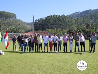 
<a style='margin-left: 5px;' class='btn btn-xs btn-social btn-facebook' href='https://www.facebook.com/sharer/sharer.php?u=https://www.boladovale.com.br/imgs/800-800-90/conteudo/fotos/1815/img4632.jpg' rel='popup' data-width='500' data-height='400'><i class='fa fa-facebook'></i>Compartilhar <span class='hidden-xs'>no Facebook</span>
</a> 
<a class='btn btn-default btn-xs' target='_blank' href='imgs/800-800-90/conteudo/fotos/1815/img4632.jpg'>
<span class='glyphicon glyphicon-cloud-download'></span> Salvar
</a> 
<span></span>