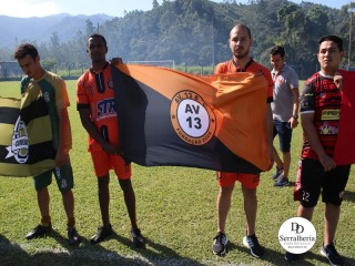 
<a style='margin-left: 5px;' class='btn btn-xs btn-social btn-facebook' href='https://www.facebook.com/sharer/sharer.php?u=https://www.boladovale.com.br/imgs/800-800-90/conteudo/fotos/1815/img4658.jpg' rel='popup' data-width='500' data-height='400'><i class='fa fa-facebook'></i>Compartilhar <span class='hidden-xs'>no Facebook</span>
</a> 
<a class='btn btn-default btn-xs' target='_blank' href='imgs/800-800-90/conteudo/fotos/1815/img4658.jpg'>
<span class='glyphicon glyphicon-cloud-download'></span> Salvar
</a> 
<span></span>