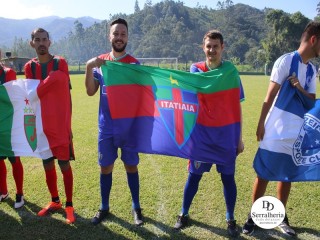 
<a style='margin-left: 5px;' class='btn btn-xs btn-social btn-facebook' href='https://www.facebook.com/sharer/sharer.php?u=https://www.boladovale.com.br/imgs/800-800-90/conteudo/fotos/1815/img4661.jpg' rel='popup' data-width='500' data-height='400'><i class='fa fa-facebook'></i>Compartilhar <span class='hidden-xs'>no Facebook</span>
</a> 
<a class='btn btn-default btn-xs' target='_blank' href='imgs/800-800-90/conteudo/fotos/1815/img4661.jpg'>
<span class='glyphicon glyphicon-cloud-download'></span> Salvar
</a> 
<span></span>