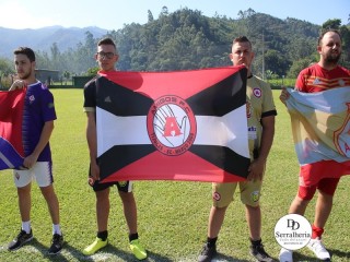 
<a style='margin-left: 5px;' class='btn btn-xs btn-social btn-facebook' href='https://www.facebook.com/sharer/sharer.php?u=https://www.boladovale.com.br/imgs/800-800-90/conteudo/fotos/1815/img4666.jpg' rel='popup' data-width='500' data-height='400'><i class='fa fa-facebook'></i>Compartilhar <span class='hidden-xs'>no Facebook</span>
</a> 
<a class='btn btn-default btn-xs' target='_blank' href='imgs/800-800-90/conteudo/fotos/1815/img4666.jpg'>
<span class='glyphicon glyphicon-cloud-download'></span> Salvar
</a> 
<span></span>