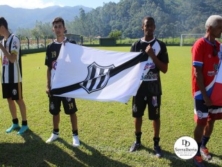 
<a style='margin-left: 5px;' class='btn btn-xs btn-social btn-facebook' href='https://www.facebook.com/sharer/sharer.php?u=https://www.boladovale.com.br/imgs/800-800-90/conteudo/fotos/1815/img4676.jpg' rel='popup' data-width='500' data-height='400'><i class='fa fa-facebook'></i>Compartilhar <span class='hidden-xs'>no Facebook</span>
</a> 
<a class='btn btn-default btn-xs' target='_blank' href='imgs/800-800-90/conteudo/fotos/1815/img4676.jpg'>
<span class='glyphicon glyphicon-cloud-download'></span> Salvar
</a> 
<span></span>
