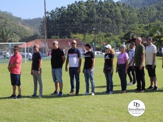 
<a style='margin-left: 5px;' class='btn btn-xs btn-social btn-facebook' href='https://www.facebook.com/sharer/sharer.php?u=https://www.boladovale.com.br/imgs/800-800-90/conteudo/fotos/1815/img4691.jpg' rel='popup' data-width='500' data-height='400'><i class='fa fa-facebook'></i>Compartilhar <span class='hidden-xs'>no Facebook</span>
</a> 
<a class='btn btn-default btn-xs' target='_blank' href='imgs/800-800-90/conteudo/fotos/1815/img4691.jpg'>
<span class='glyphicon glyphicon-cloud-download'></span> Salvar
</a> 
<span></span>