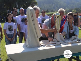 
<a style='margin-left: 5px;' class='btn btn-xs btn-social btn-facebook' href='https://www.facebook.com/sharer/sharer.php?u=https://www.boladovale.com.br/imgs/800-800-90/conteudo/fotos/1815/img4711.jpg' rel='popup' data-width='500' data-height='400'><i class='fa fa-facebook'></i>Compartilhar <span class='hidden-xs'>no Facebook</span>
</a> 
<a class='btn btn-default btn-xs' target='_blank' href='imgs/800-800-90/conteudo/fotos/1815/img4711.jpg'>
<span class='glyphicon glyphicon-cloud-download'></span> Salvar
</a> 
<span></span>