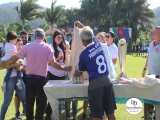 
<a style='margin-left: 5px;' class='btn btn-xs btn-social btn-facebook' href='https://www.facebook.com/sharer/sharer.php?u=https://www.boladovale.com.br/imgs/800-800-90/conteudo/fotos/1815/img4727.jpg' rel='popup' data-width='500' data-height='400'><i class='fa fa-facebook'></i>Compartilhar <span class='hidden-xs'>no Facebook</span>
</a> 
<a class='btn btn-default btn-xs' target='_blank' href='imgs/800-800-90/conteudo/fotos/1815/img4727.jpg'>
<span class='glyphicon glyphicon-cloud-download'></span> Salvar
</a> 
<span></span>