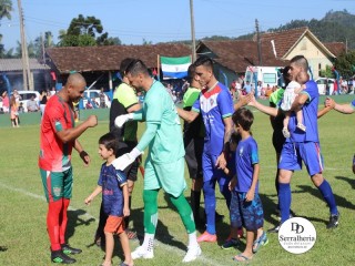 
<a style='margin-left: 5px;' class='btn btn-xs btn-social btn-facebook' href='https://www.facebook.com/sharer/sharer.php?u=https://www.boladovale.com.br/imgs/800-800-90/conteudo/fotos/1816/img4848.jpg' rel='popup' data-width='500' data-height='400'><i class='fa fa-facebook'></i>Compartilhar <span class='hidden-xs'>no Facebook</span>
</a> 
<a class='btn btn-default btn-xs' target='_blank' href='imgs/800-800-90/conteudo/fotos/1816/img4848.jpg'>
<span class='glyphicon glyphicon-cloud-download'></span> Salvar
</a> 
<span></span>