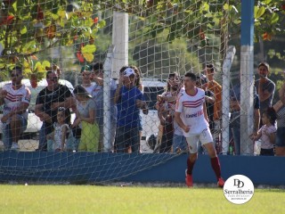 
<a style='margin-left: 5px;' class='btn btn-xs btn-social btn-facebook' href='https://www.facebook.com/sharer/sharer.php?u=https://www.boladovale.com.br/imgs/800-800-90/conteudo/fotos/1817/img5351.jpg' rel='popup' data-width='500' data-height='400'><i class='fa fa-facebook'></i>Compartilhar <span class='hidden-xs'>no Facebook</span>
</a> 
<a class='btn btn-default btn-xs' target='_blank' href='imgs/800-800-90/conteudo/fotos/1817/img5351.jpg'>
<span class='glyphicon glyphicon-cloud-download'></span> Salvar
</a> 
<span></span>