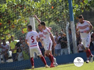
<a style='margin-left: 5px;' class='btn btn-xs btn-social btn-facebook' href='https://www.facebook.com/sharer/sharer.php?u=https://www.boladovale.com.br/imgs/800-800-90/conteudo/fotos/1817/img5356.jpg' rel='popup' data-width='500' data-height='400'><i class='fa fa-facebook'></i>Compartilhar <span class='hidden-xs'>no Facebook</span>
</a> 
<a class='btn btn-default btn-xs' target='_blank' href='imgs/800-800-90/conteudo/fotos/1817/img5356.jpg'>
<span class='glyphicon glyphicon-cloud-download'></span> Salvar
</a> 
<span></span>