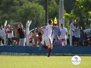 
<a style='margin-left: 5px;' class='btn btn-xs btn-social btn-facebook' href='https://www.facebook.com/sharer/sharer.php?u=https://www.boladovale.com.br/imgs/800-800-90/conteudo/fotos/1817/img5386.jpg' rel='popup' data-width='500' data-height='400'><i class='fa fa-facebook'></i>Compartilhar <span class='hidden-xs'>no Facebook</span>
</a> 
<a class='btn btn-default btn-xs' target='_blank' href='imgs/800-800-90/conteudo/fotos/1817/img5386.jpg'>
<span class='glyphicon glyphicon-cloud-download'></span> Salvar
</a> 
<span></span>