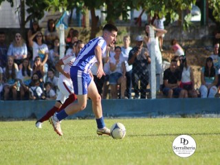 
<a style='margin-left: 5px;' class='btn btn-xs btn-social btn-facebook' href='https://www.facebook.com/sharer/sharer.php?u=https://www.boladovale.com.br/imgs/800-800-90/conteudo/fotos/1817/img5516.jpg' rel='popup' data-width='500' data-height='400'><i class='fa fa-facebook'></i>Compartilhar <span class='hidden-xs'>no Facebook</span>
</a> 
<a class='btn btn-default btn-xs' target='_blank' href='imgs/800-800-90/conteudo/fotos/1817/img5516.jpg'>
<span class='glyphicon glyphicon-cloud-download'></span> Salvar
</a> 
<span></span>