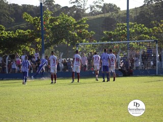 
<a style='margin-left: 5px;' class='btn btn-xs btn-social btn-facebook' href='https://www.facebook.com/sharer/sharer.php?u=https://www.boladovale.com.br/imgs/800-800-90/conteudo/fotos/1817/img5542.jpg' rel='popup' data-width='500' data-height='400'><i class='fa fa-facebook'></i>Compartilhar <span class='hidden-xs'>no Facebook</span>
</a> 
<a class='btn btn-default btn-xs' target='_blank' href='imgs/800-800-90/conteudo/fotos/1817/img5542.jpg'>
<span class='glyphicon glyphicon-cloud-download'></span> Salvar
</a> 
<span></span>
