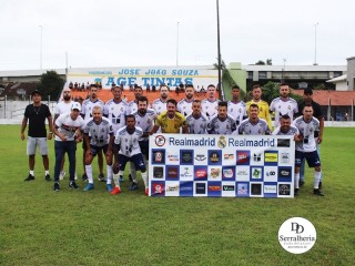 
<a style='margin-left: 5px;' class='btn btn-xs btn-social btn-facebook' href='https://www.facebook.com/sharer/sharer.php?u=https://www.boladovale.com.br/imgs/800-800-90/conteudo/fotos/1819/img5637.jpg' rel='popup' data-width='500' data-height='400'><i class='fa fa-facebook'></i>Compartilhar <span class='hidden-xs'>no Facebook</span>
</a> 
<a class='btn btn-default btn-xs' target='_blank' href='imgs/800-800-90/conteudo/fotos/1819/img5637.jpg'>
<span class='glyphicon glyphicon-cloud-download'></span> Salvar
</a> 
<span></span>