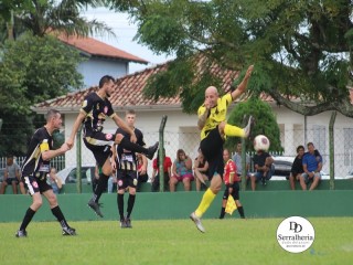 
<a style='margin-left: 5px;' class='btn btn-xs btn-social btn-facebook' href='https://www.facebook.com/sharer/sharer.php?u=https://www.boladovale.com.br/imgs/800-800-90/conteudo/fotos/1820/img6016.jpg' rel='popup' data-width='500' data-height='400'><i class='fa fa-facebook'></i>Compartilhar <span class='hidden-xs'>no Facebook</span>
</a> 
<a class='btn btn-default btn-xs' target='_blank' href='imgs/800-800-90/conteudo/fotos/1820/img6016.jpg'>
<span class='glyphicon glyphicon-cloud-download'></span> Salvar
</a> 
<span></span>